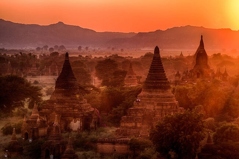 Bagan temples in sunset