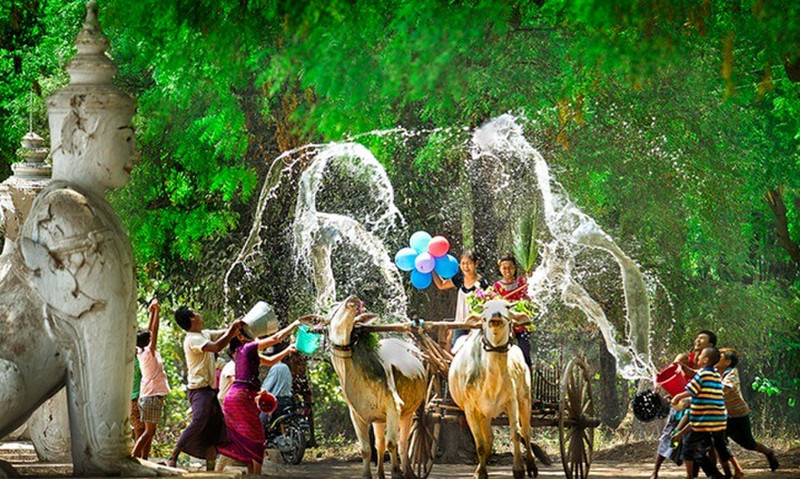 Thingyan Water Festival 