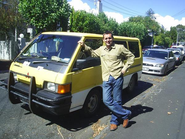 The mellow yellow Jamie-mobile