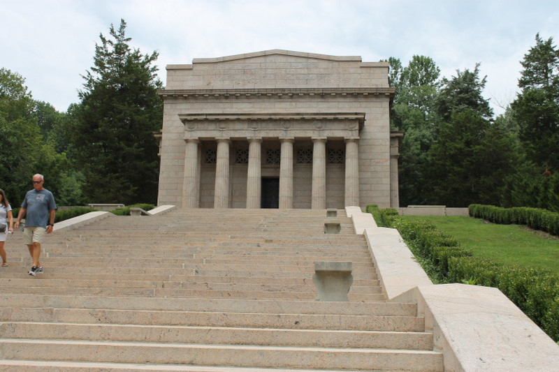 Lincoln Birthplace