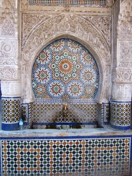 fountain in Fes medina