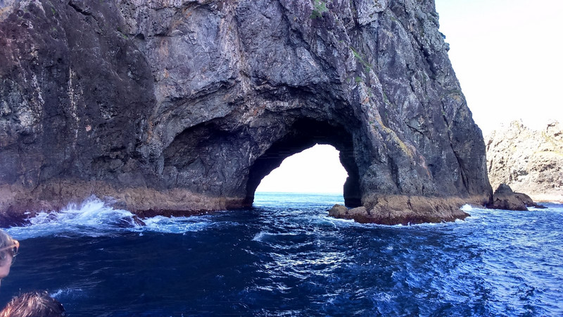 Hole-in-the-rock, Bay of Islands