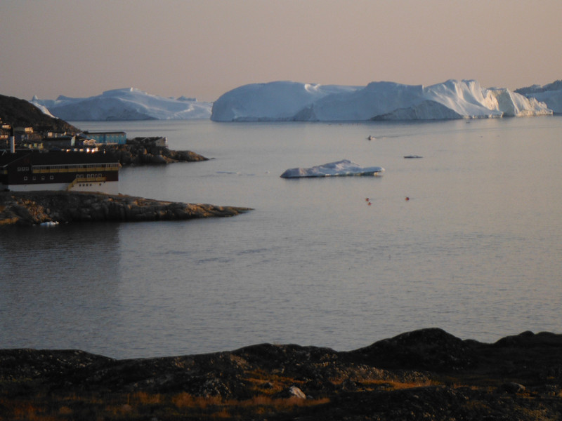 Sunset on icebergs