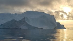Sunset on the icebergs