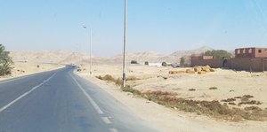 View on the road to Luxor