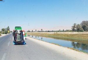 View on the road to Luxor