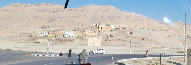 On the road to Valley of the Kings
