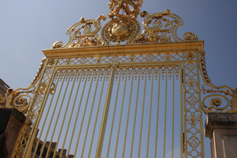 Golden gates of opulence