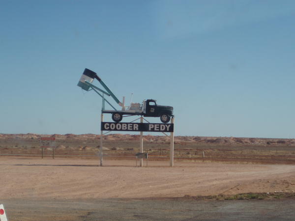 The entance to Coober pedy