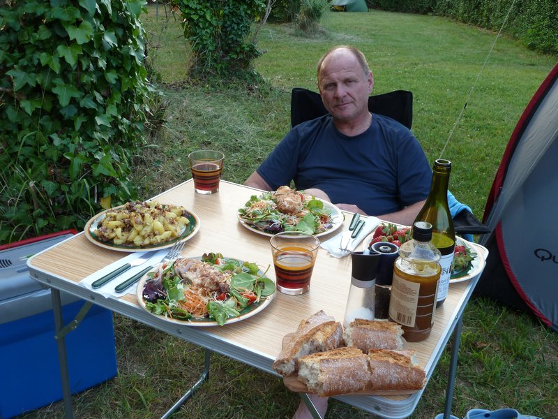 Fine Dining on the River Garonne