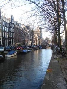 canals that Amsterdam is famous for