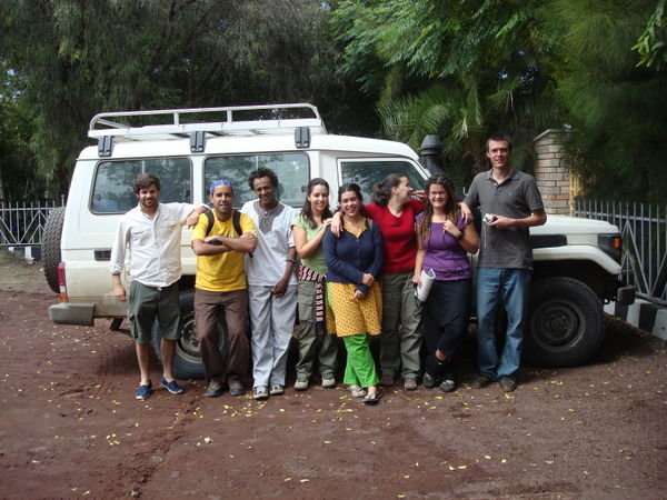 Los originales, dejando voluntarios en el sur de Etiopia