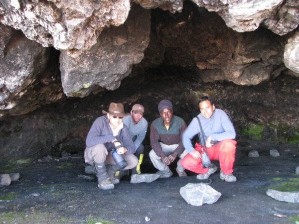 En Shira Cave