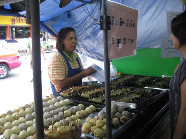 This woman sells yummy coconut rice