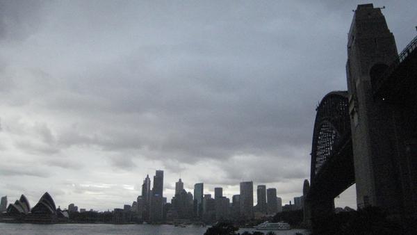 sateinen Sydney