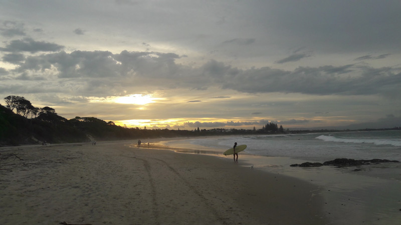 Sunset strolls in Byron Bay 