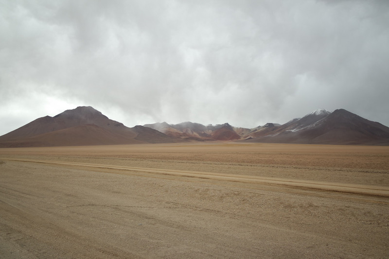 The barren valley of the Dalí Desert