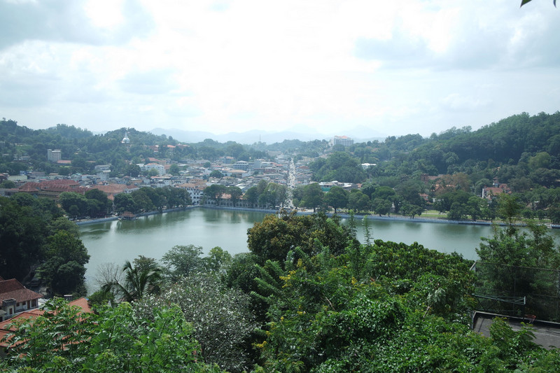 A view of Kandy Lake 