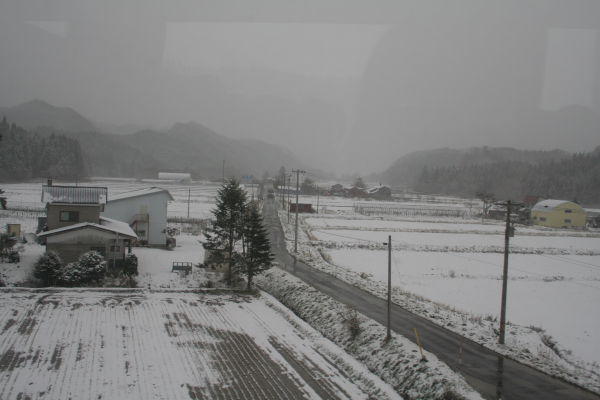 Snow on the way to Hakodate