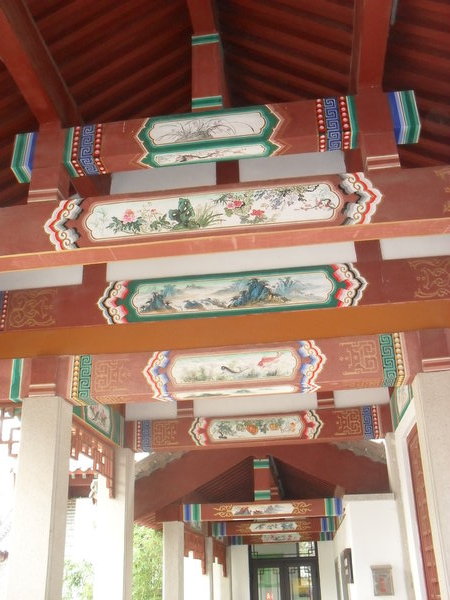 Roof of the entrance pegoda