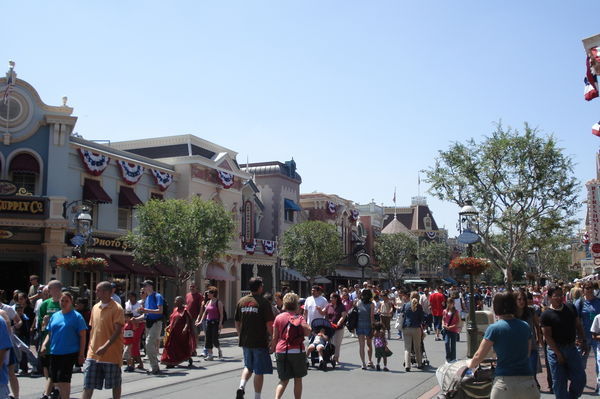 All the action in the Mainstreet of Disneyland