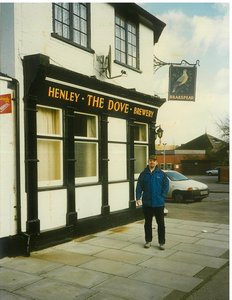 A Favourite Brakspear Pub: The Dove, Orts Road, Reading (Chris Henry in the Foreground)