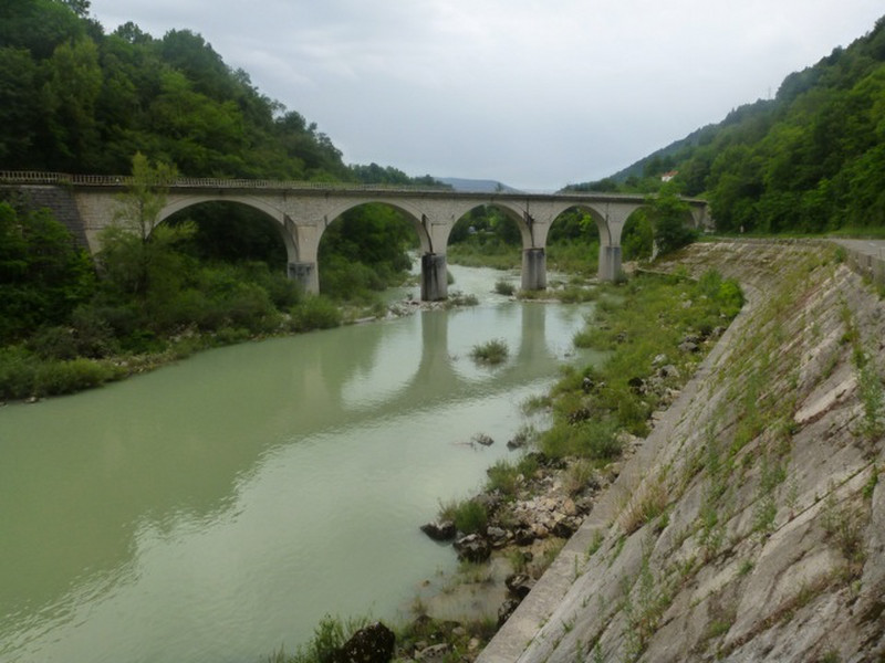 Viaduct between kanal and Tolmin