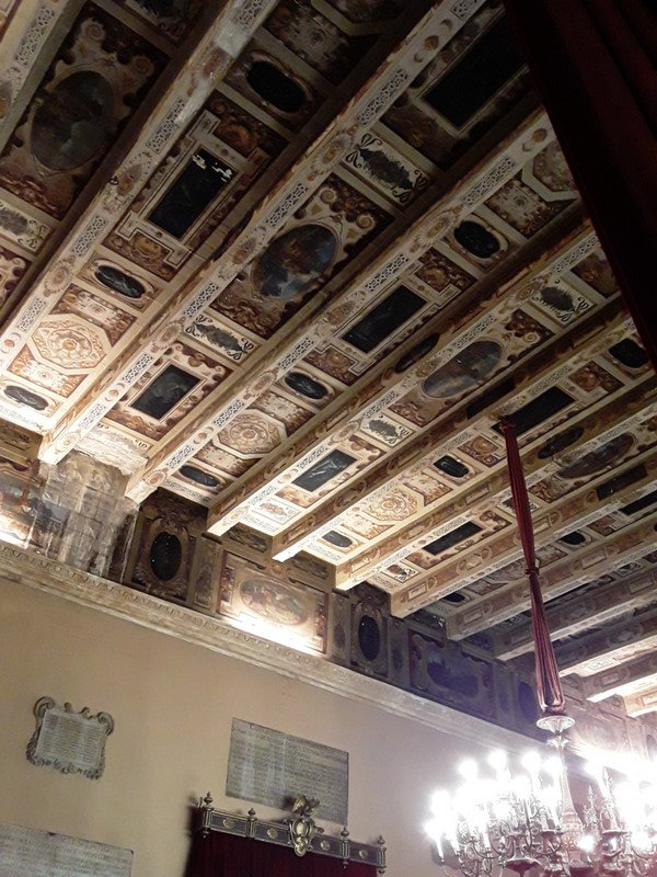 Ceiling in the Chambers