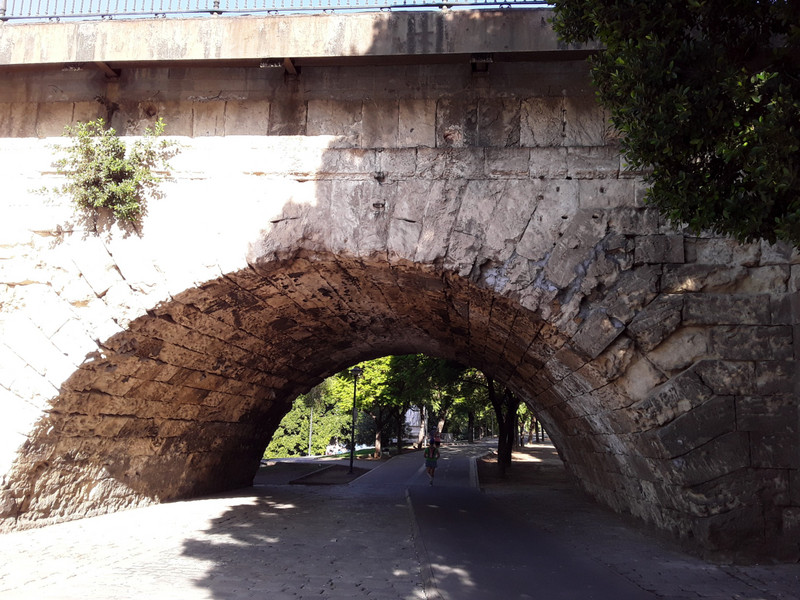 Under Isabel II Bridge