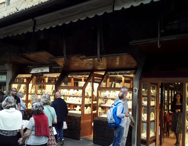 Jewellery shops line each side of the bridge