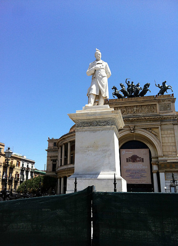 Palermo - Statue