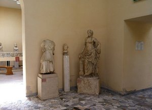 Ostia Antica - Museum - Sculptures