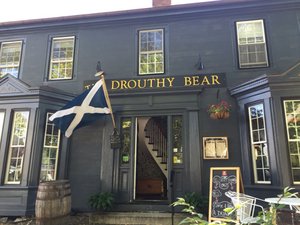 Camden - Drouthy Bear Pub