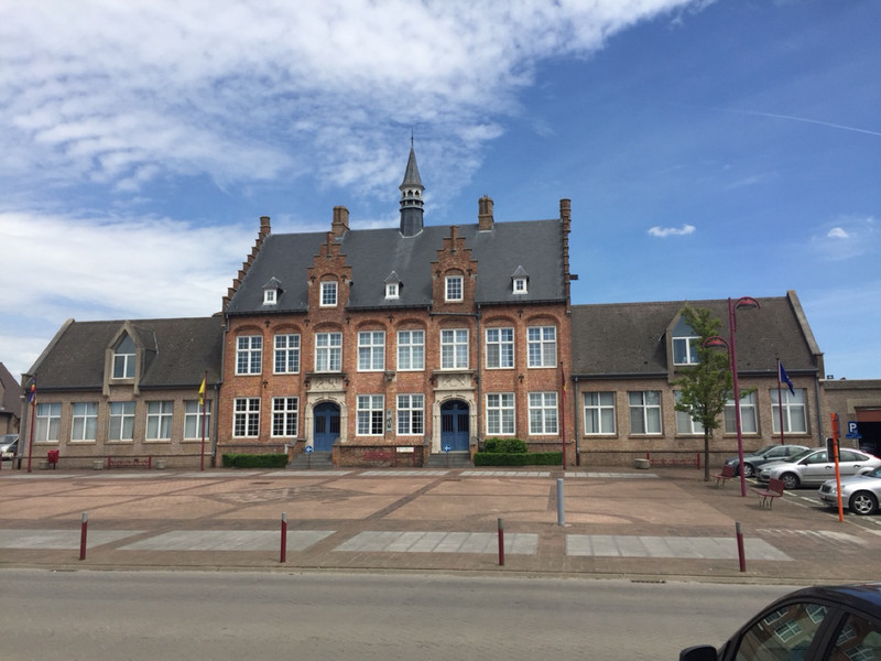 Zonnebeke School 