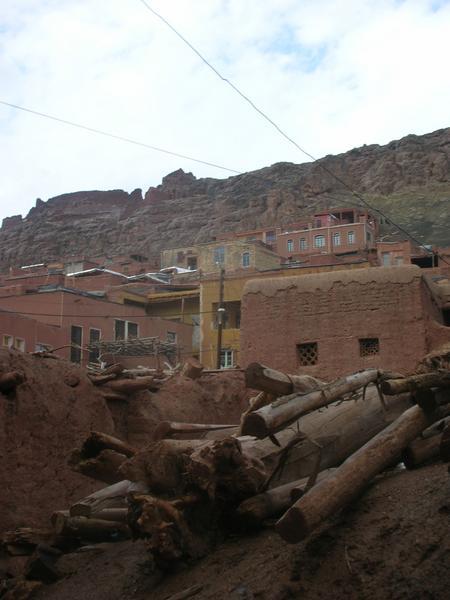 Abyane Village rain