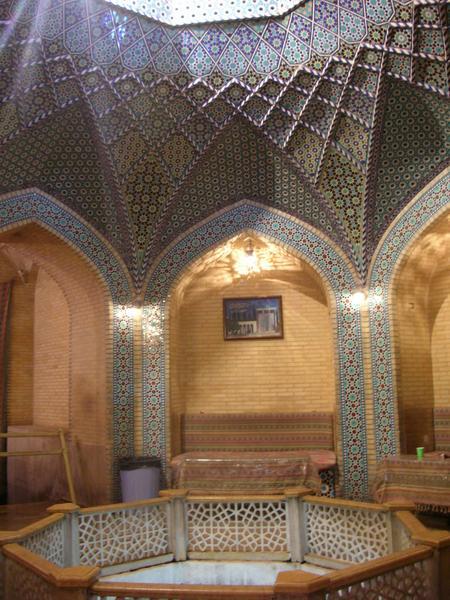 Teahouse under Sa'adi's tomb