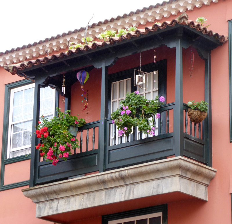 Pretty balconies La Laguna