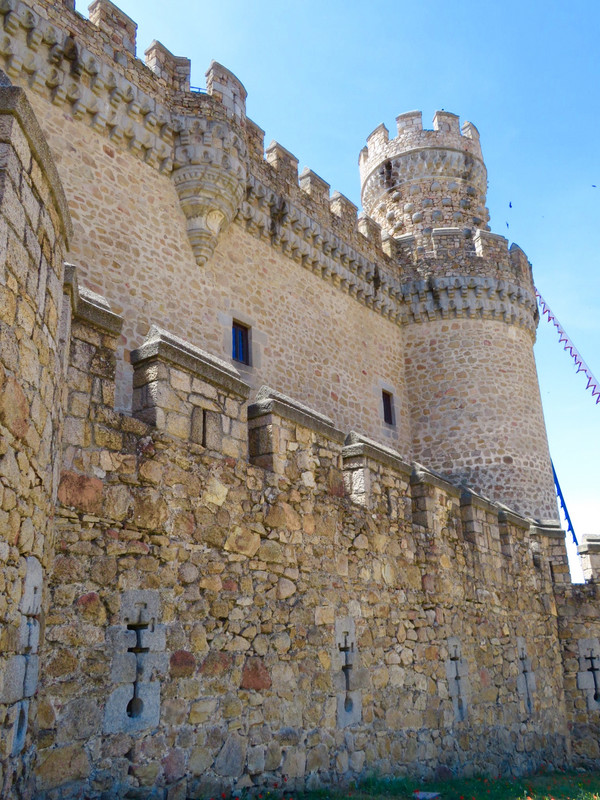 Another view of the castle 