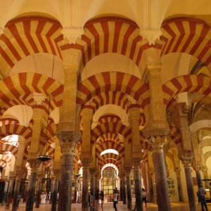 A few of the many arches in the Mezquita
