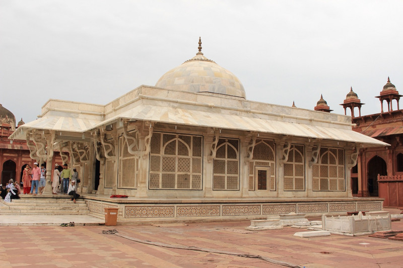 mosque at Fatehpur 