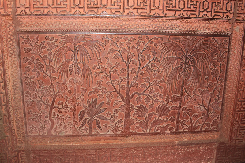 Wall carving at Fatehpur 