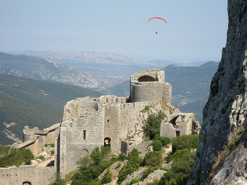 Hang glider over castle 