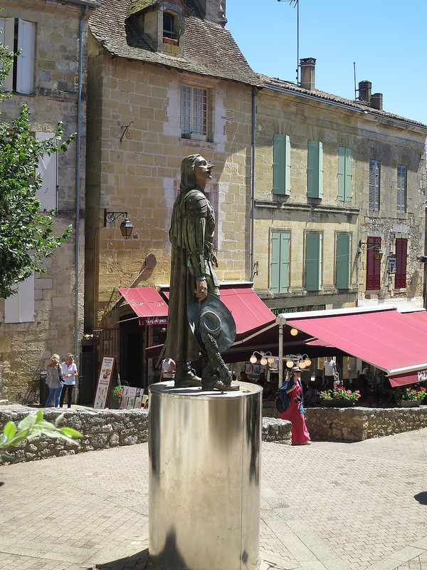 Statue of Cyrano de Bergerac