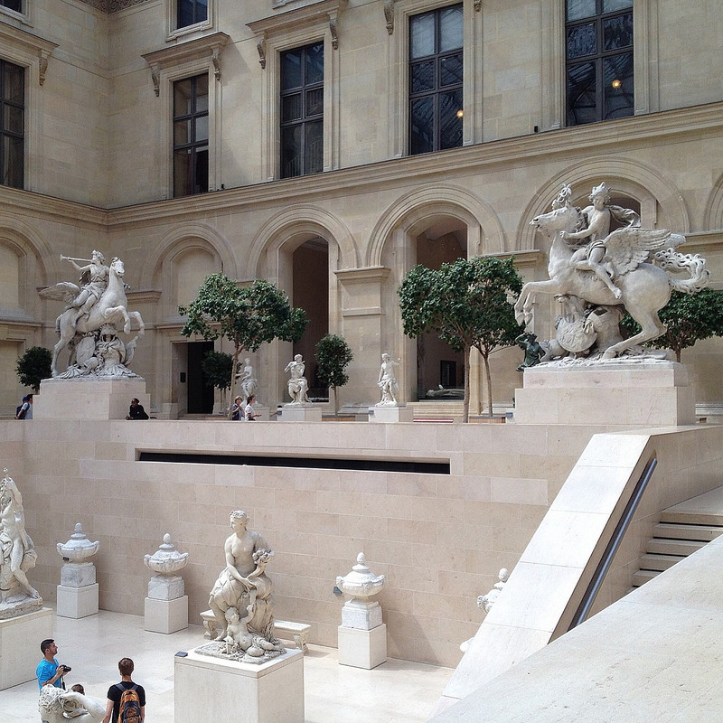 Beautiful courtyard at the Louvre 