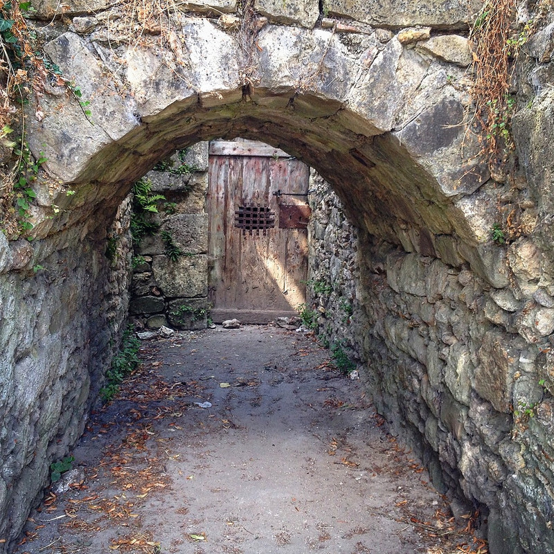 Tunnel at the castle 