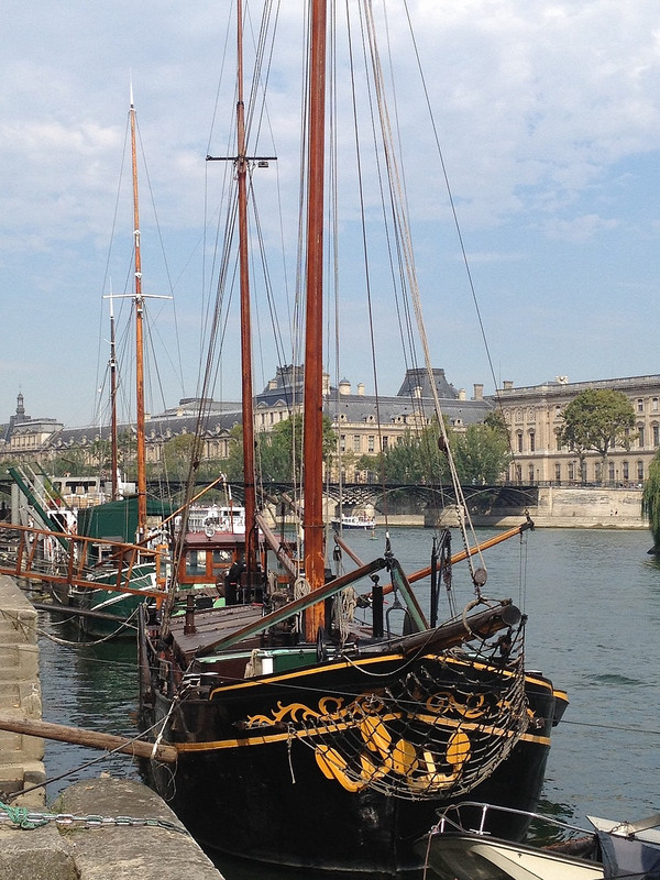 Boats along the Seine river