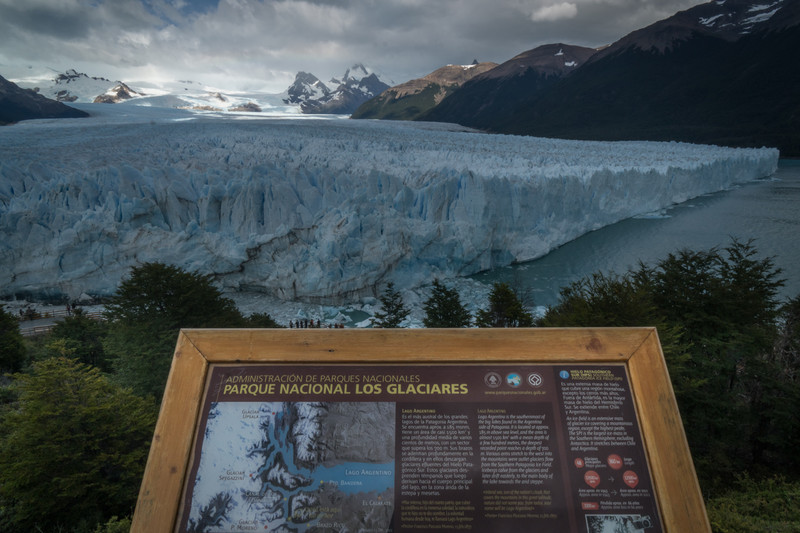 Glacier head on, with sign