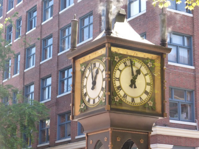 Revisiting steam clock at Gastown