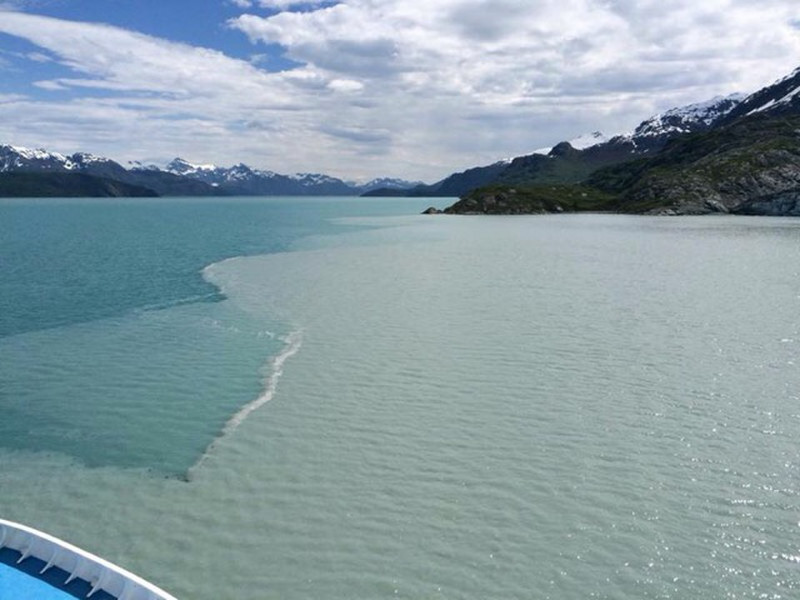 Perfect glacial silt line in water