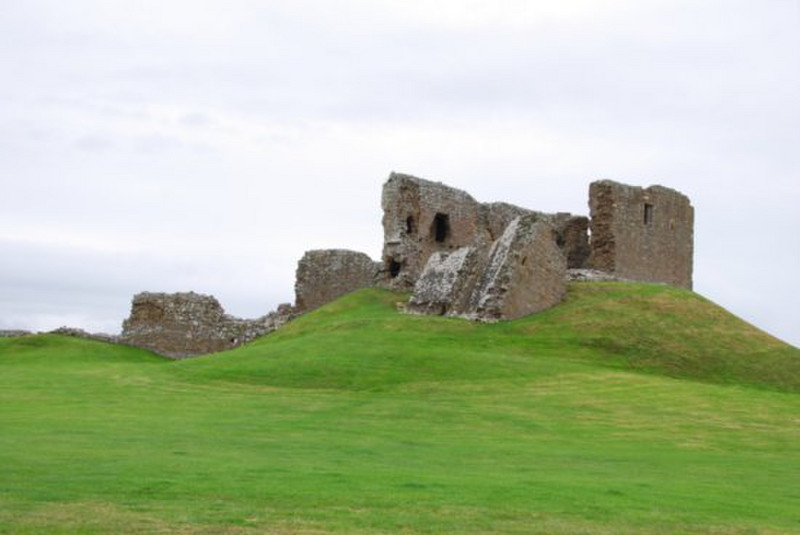 1-Duffus Castle